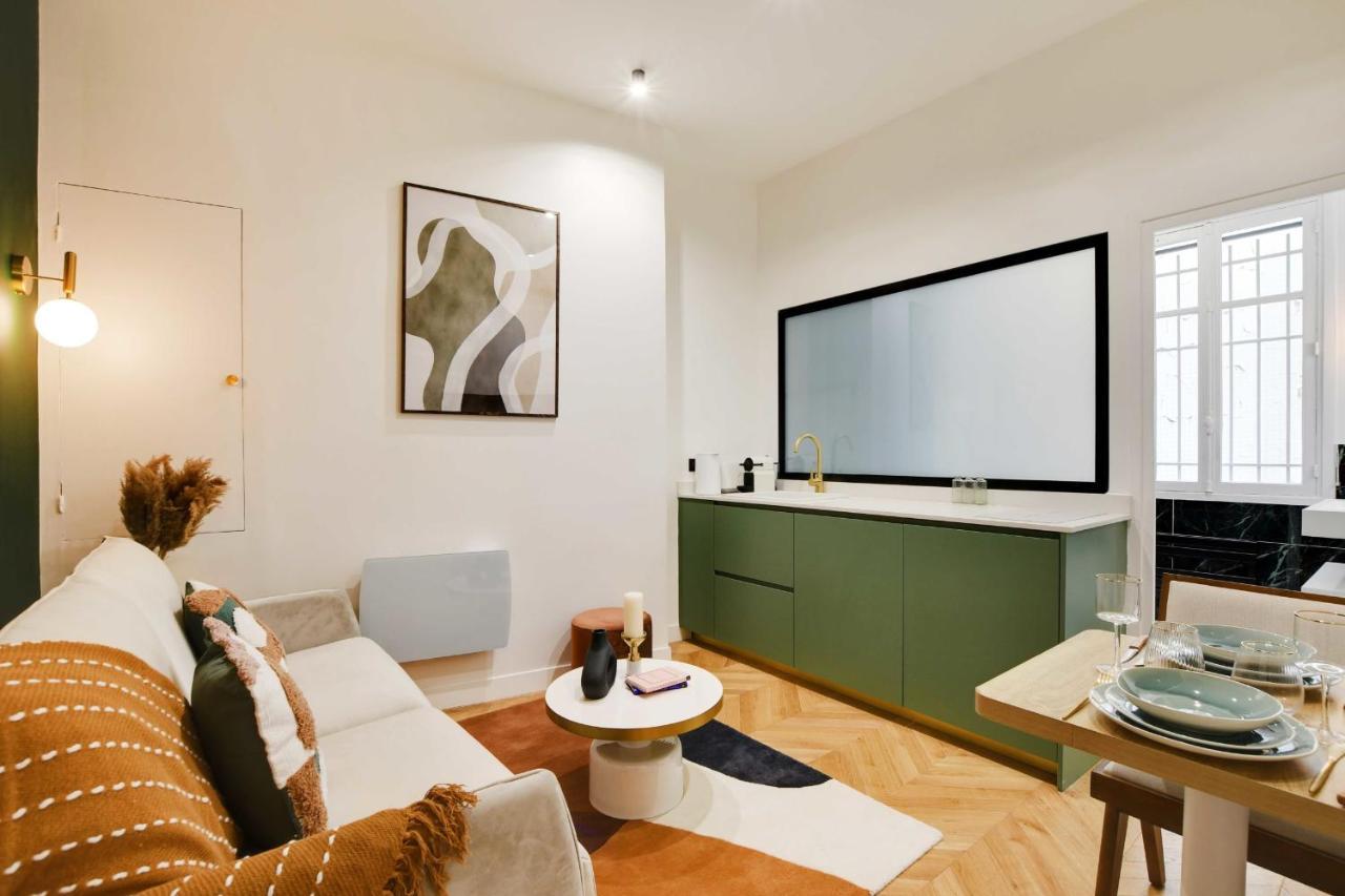 Chic Apartment - 1Br-4P - Facing The Louvre Paris Exteriör bild