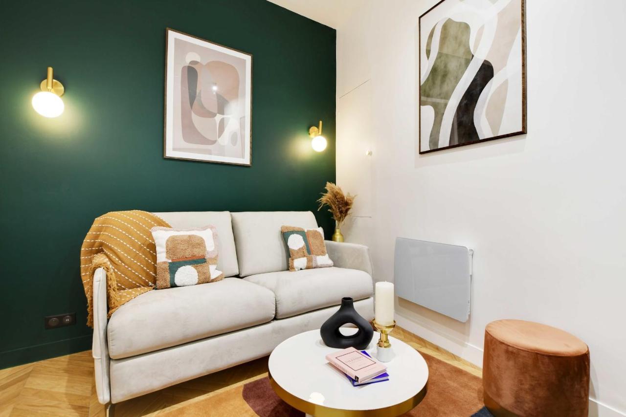 Chic Apartment - 1Br-4P - Facing The Louvre Paris Exteriör bild