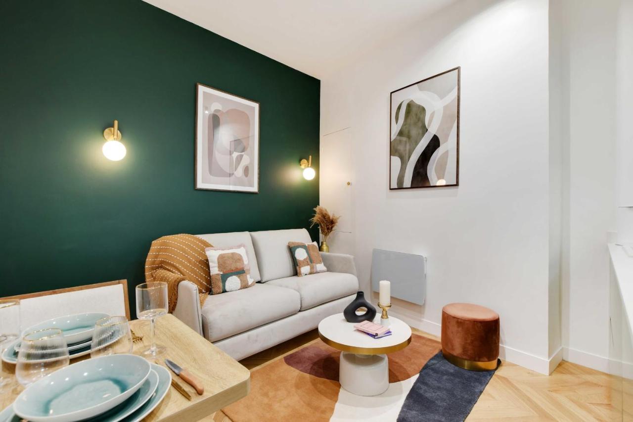 Chic Apartment - 1Br-4P - Facing The Louvre Paris Exteriör bild