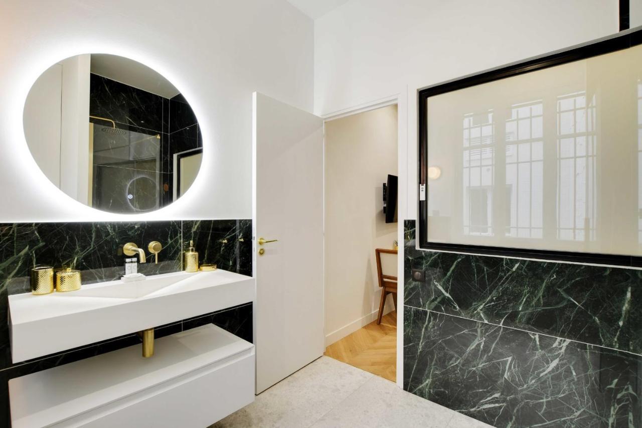 Chic Apartment - 1Br-4P - Facing The Louvre Paris Exteriör bild